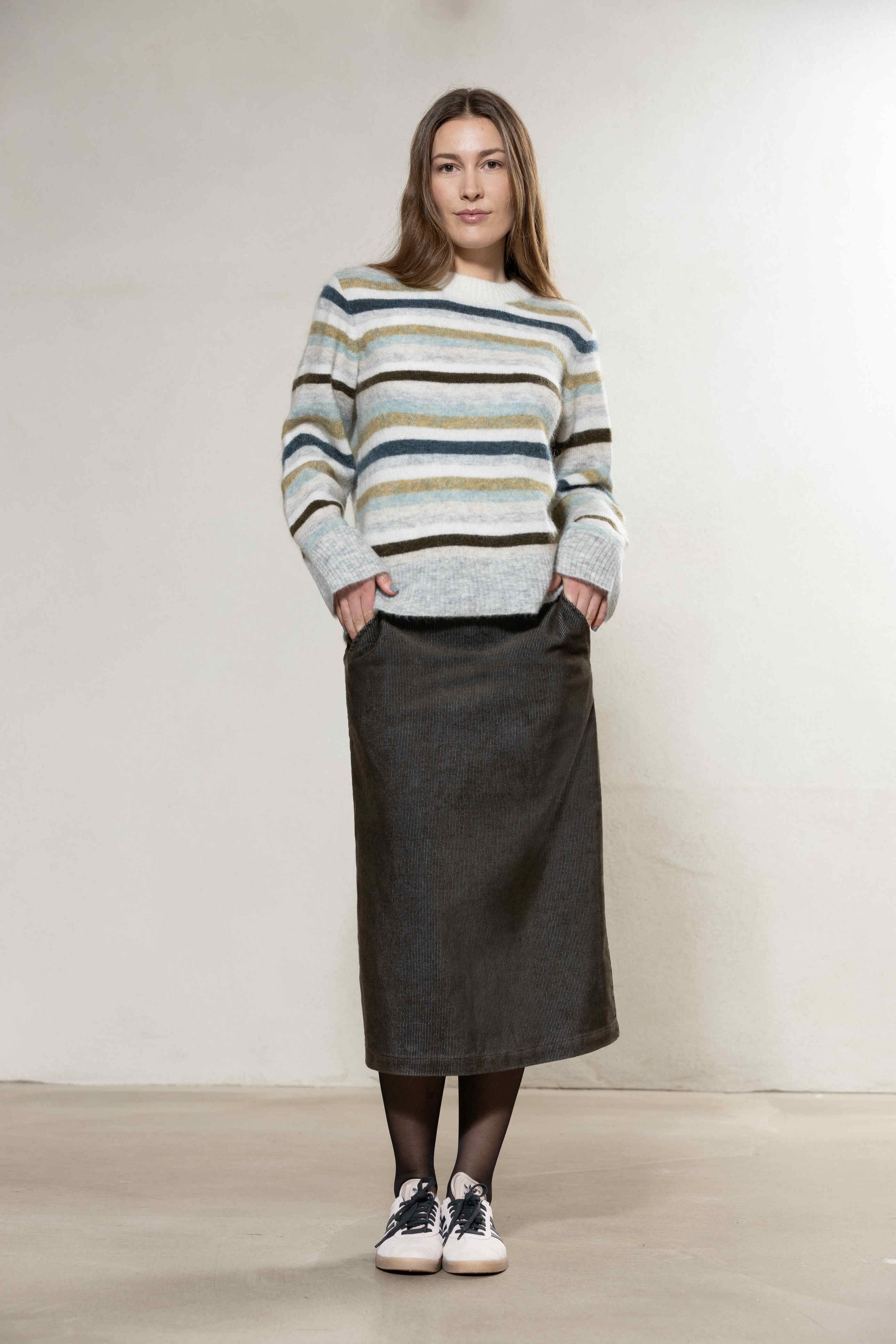 Charleen Stretch Skirt - Dusty Brown - Image 8