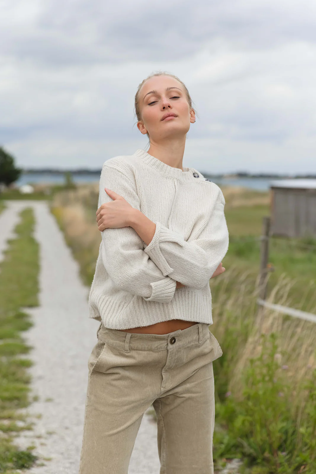 Gwen Stretch Corduroy Trousers - Light Camel - Image 3