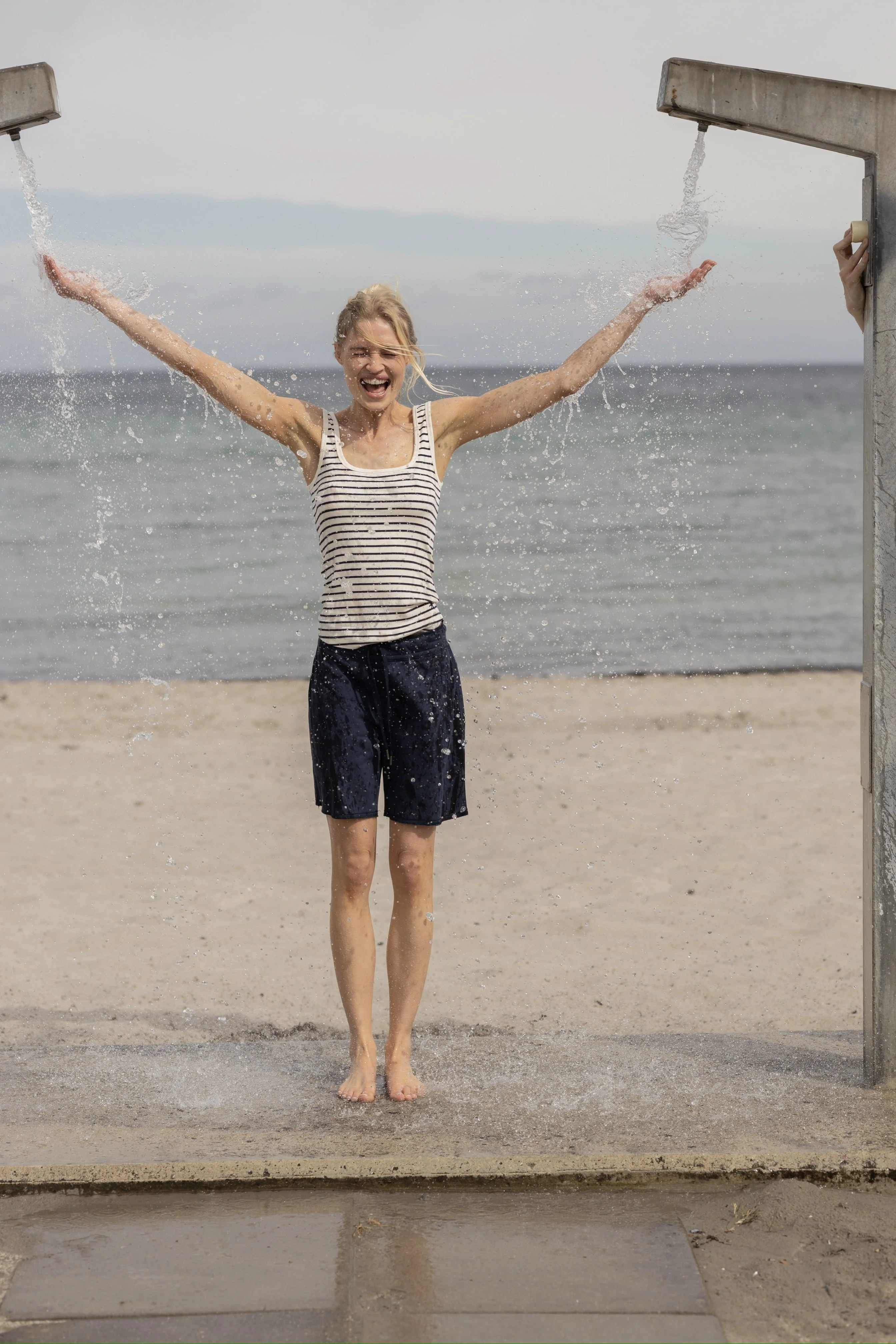 Linka softtouch Shorts - New Navy - Image 3