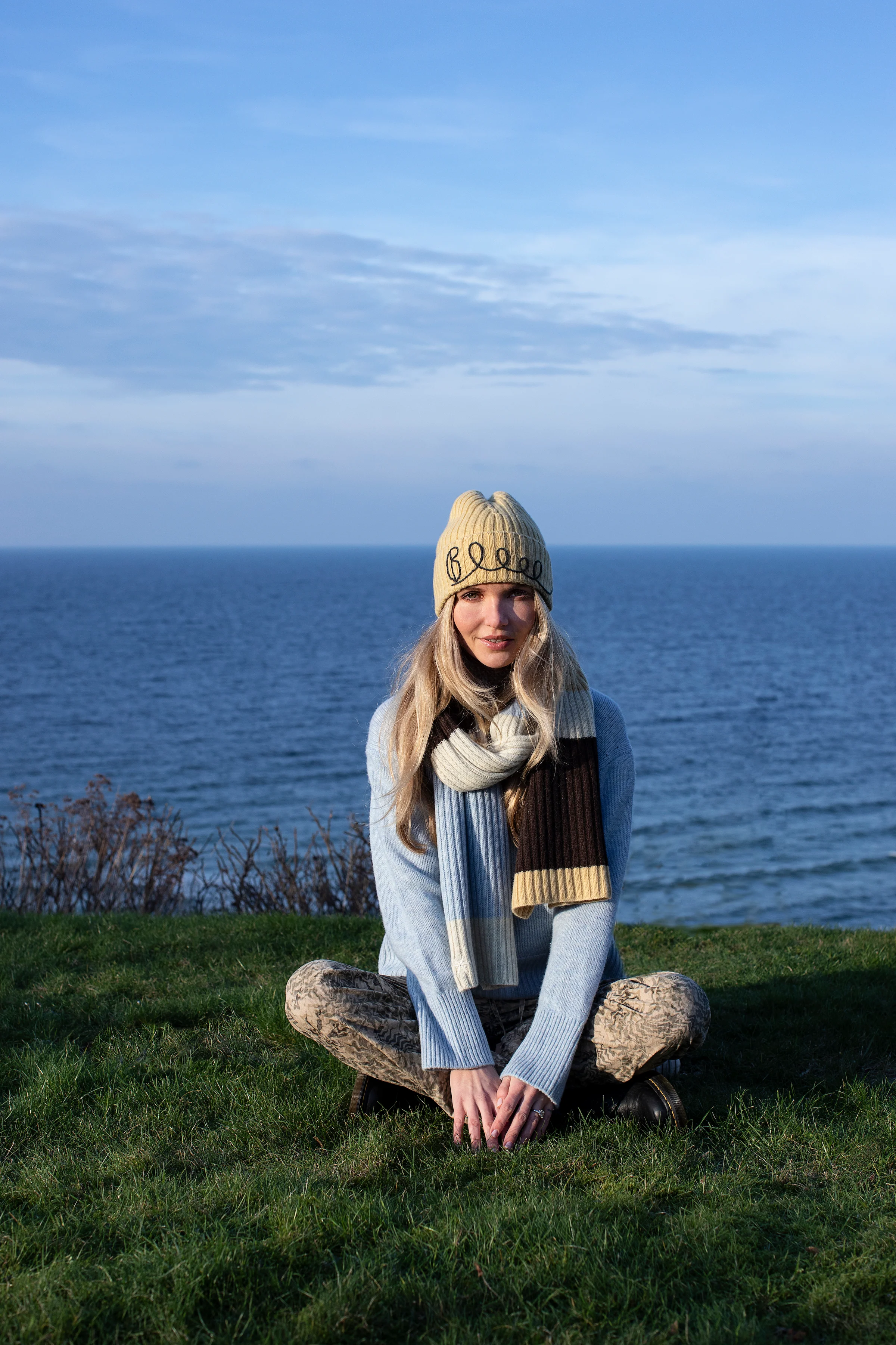 Moody Wool Scarf - Color Mix - Image 3